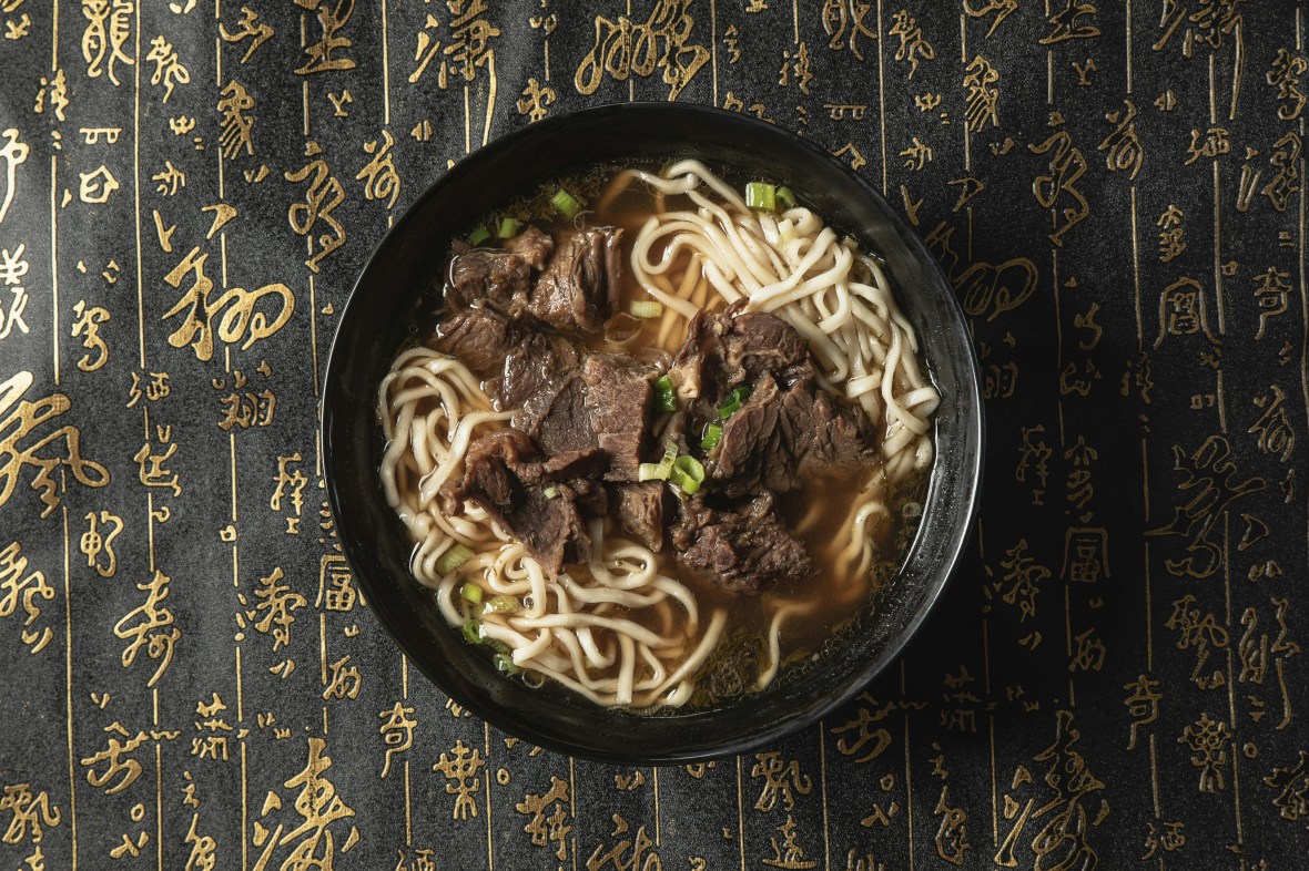 Taiwan beef noodles